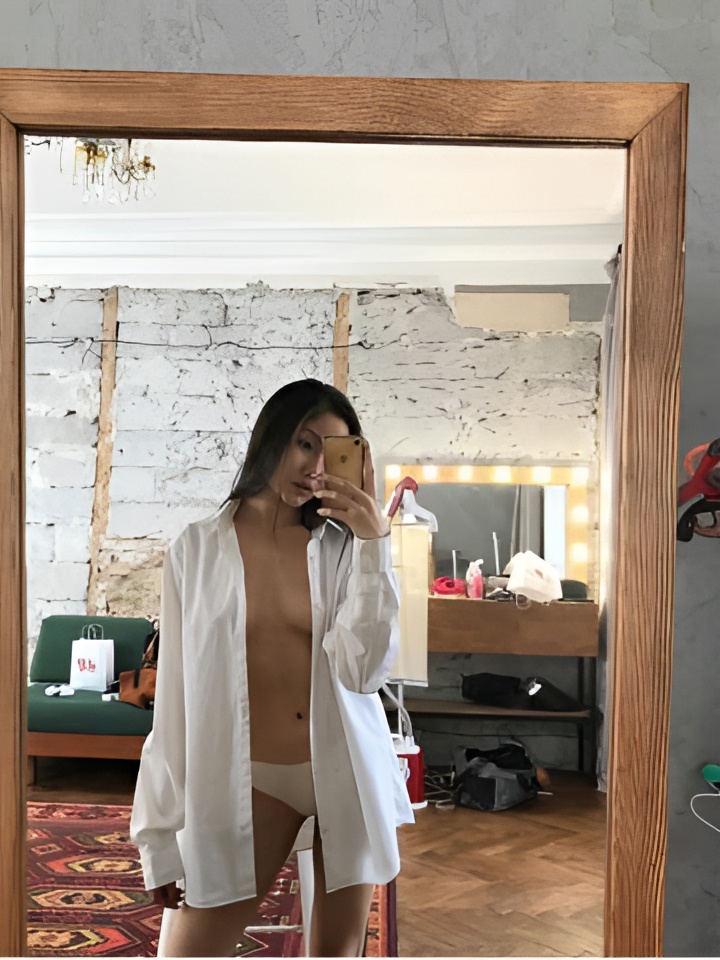 Алиса привлекальеная девушка из Луганска цена от 4000 руб