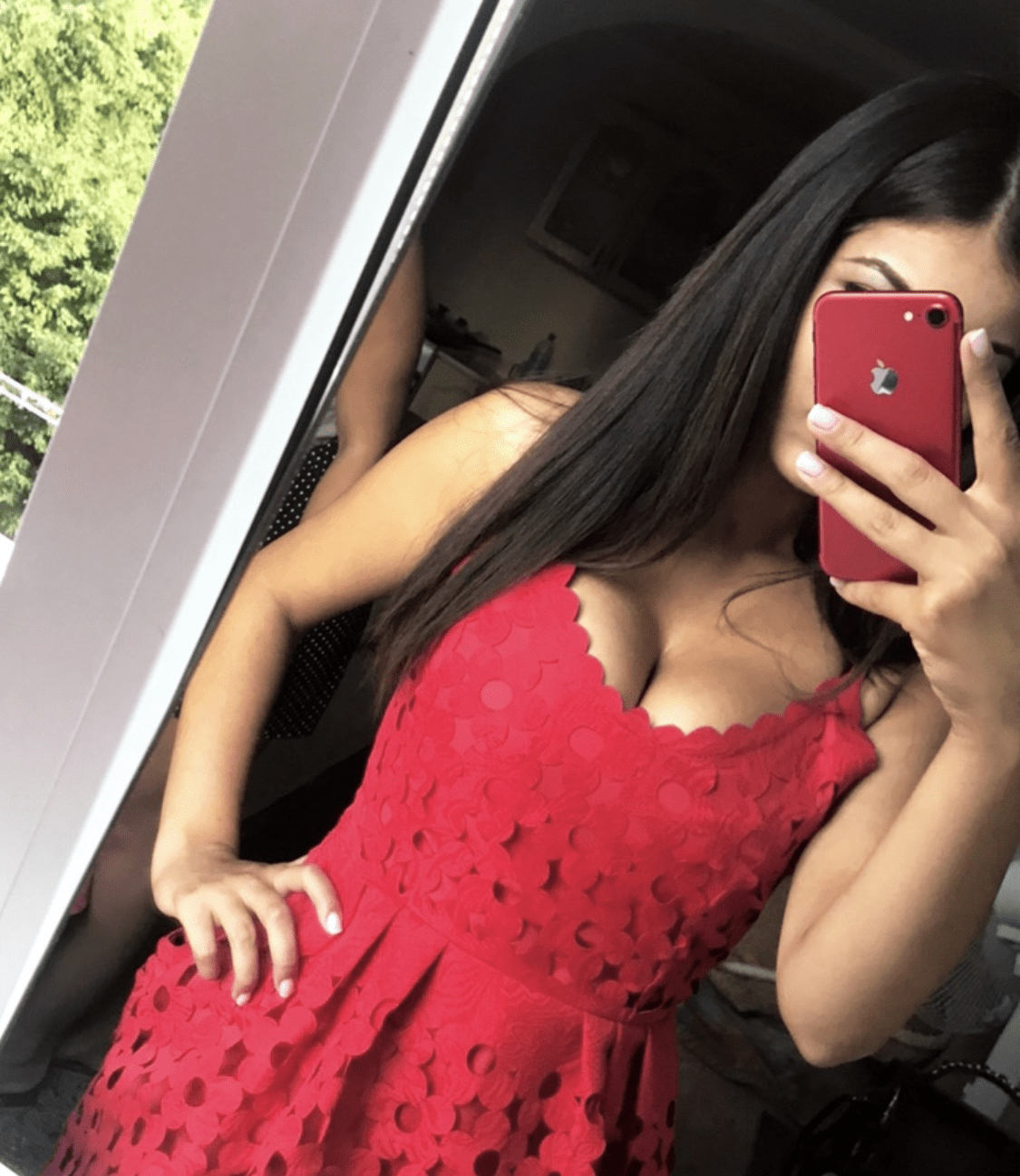 Аксинья привлекальеная девушка из Луганска цена от 3000 руб