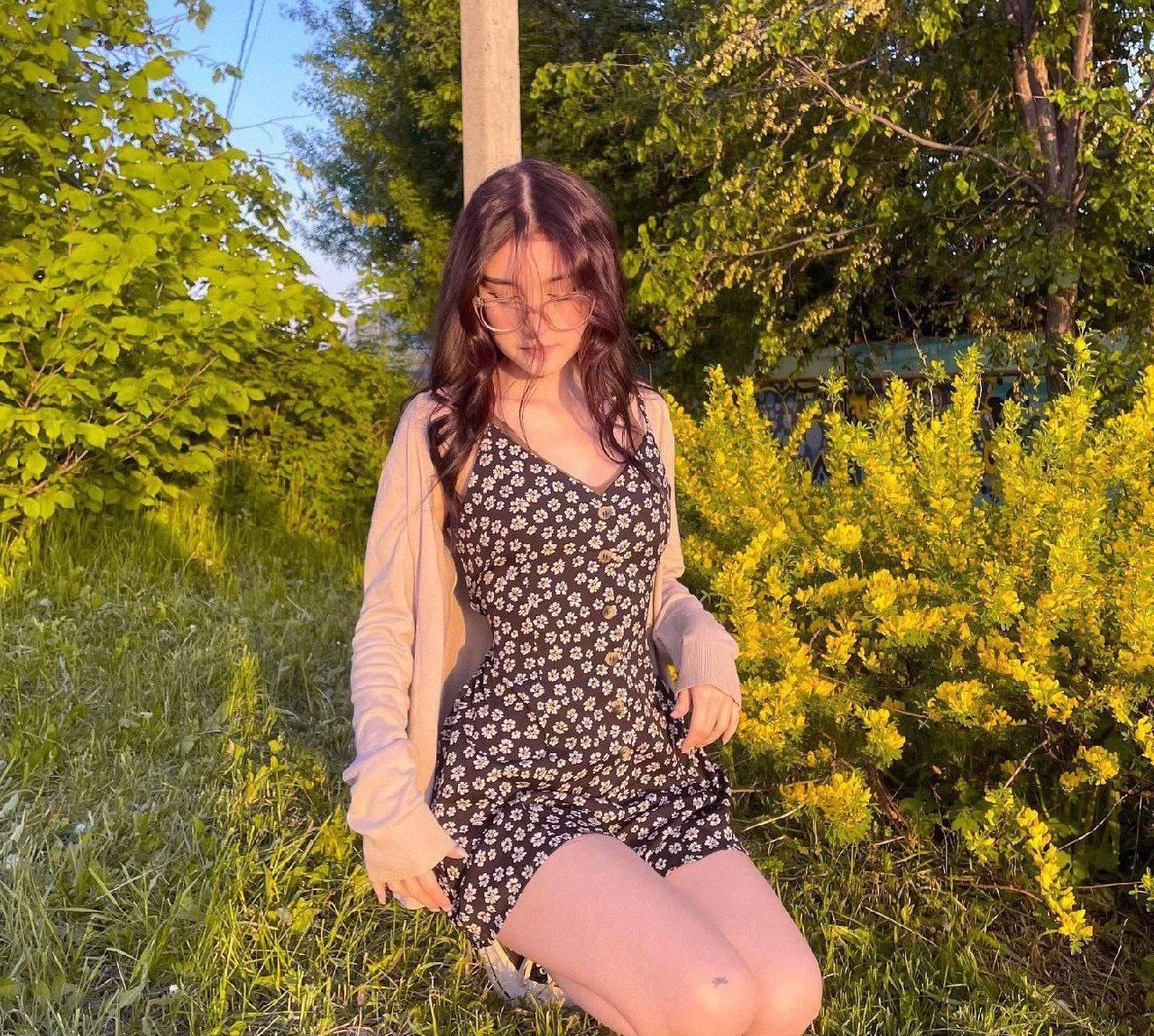 Ника привлекальеная девушка из Луганска цена от 6000 руб