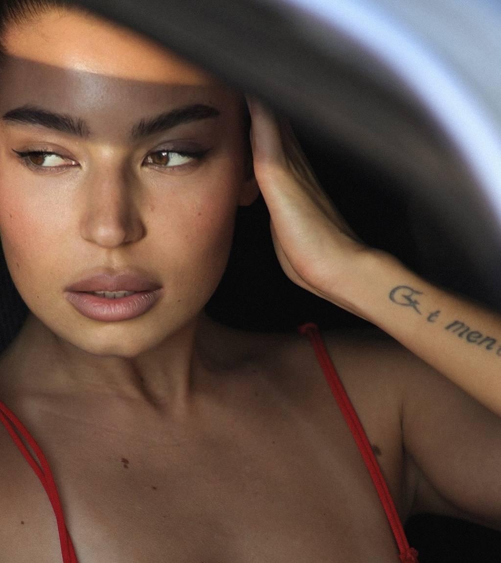 Индивидуалка Света, доступна для личного знакомства от 6000 руб