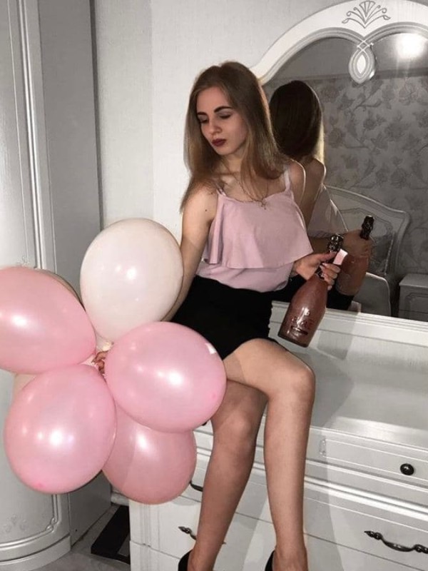 🎥 Тася привлекательная девушка из Луганска цена от 5000 руб