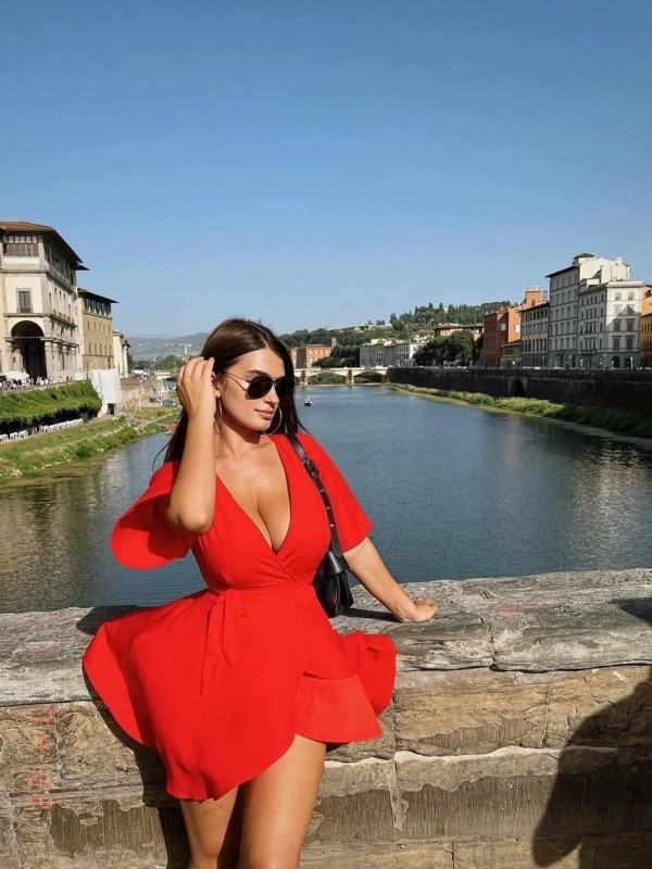 Варвара привлекательная девушка из Луганска цена от 6000 руб